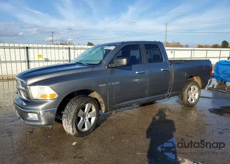 2010 Dodge Ram 1500 z USA, uszkodzony, nr VIN 1D7RB1GT0AS112252